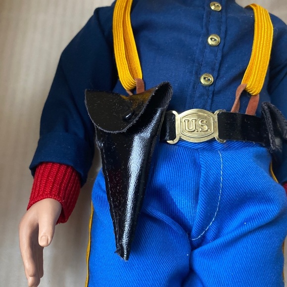 VTG JOHN WAYNE AMERICAN GUARDIAN OF THE WEST 3rd of EFFANBEES LEGEND SERIES 1982 - Picture 6 of 15